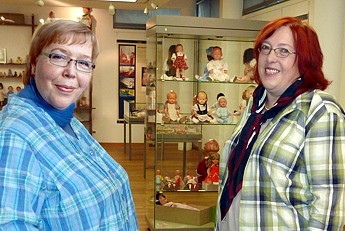 Führung aus erster Hand: Frau Porzenheim (rechts) mit Tortula