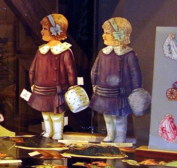 www.tortula.de - Puppen aus Papier im Heimatmuseum in Hohenwestedt (2-3)